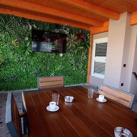 Luxury Triplex With Sea View * Golem (Tirana)
